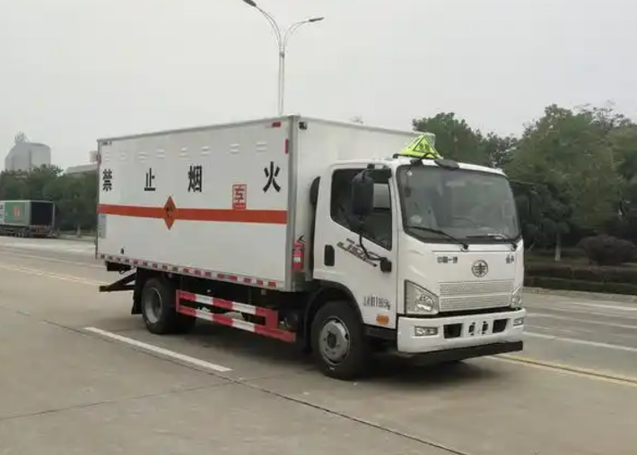 湖里爆破器材运输车可以上高速吗？